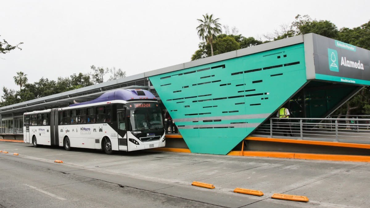 Consultar los recorridos y la ubicación de las unidades puede ayudar a los pasajeros a organizar mejor sus desplazamientos | Setran Jalisco