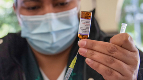 Cuida tu salud y vacúnate esta temporada invernal 2026-2027.