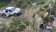 Dependencias evalúan los posibles daños ambientales por el derrame de hidrocarburos en el río Pilón, mientras continúa la inspección.
