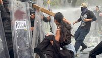 Disturbios durante marcha por la mala calidad del agua en Guadalajara.