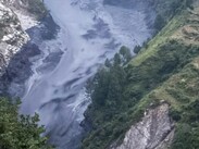 El Ejército de Nepal reportó el desbordamiento a las 5:55 horas locales en la provincia de Gorkha