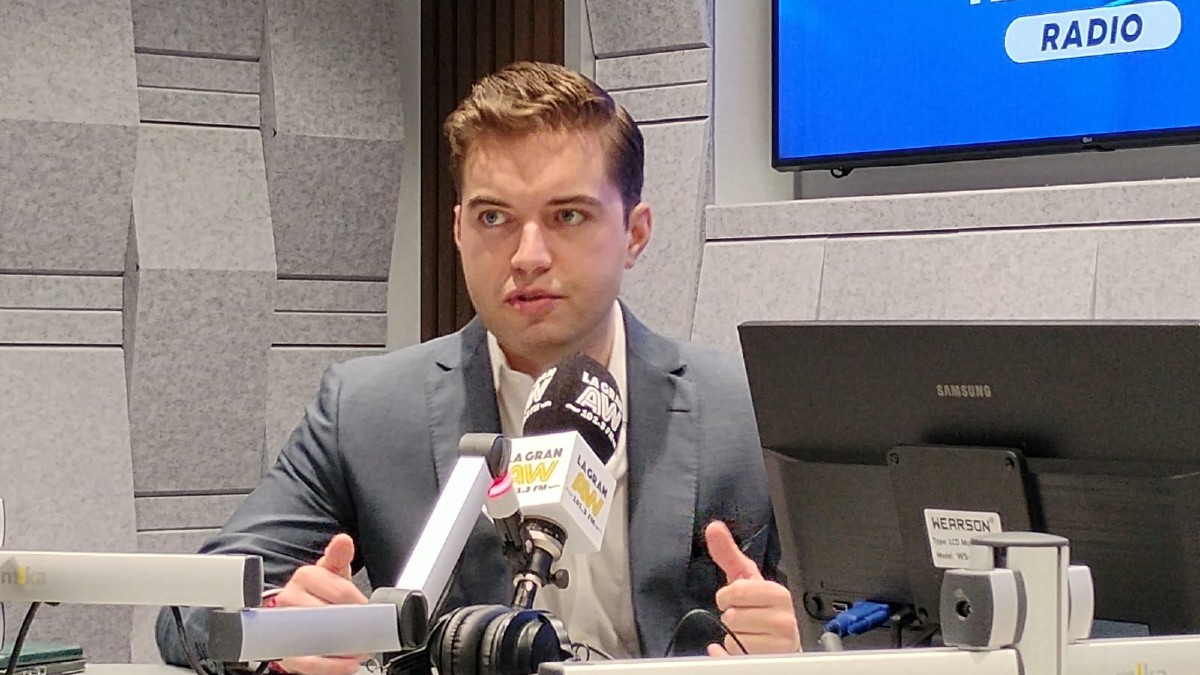 Elizondo recordó que el PT ayudó con miles de votos a Morena