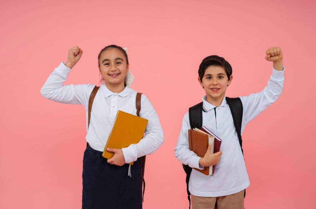 El monto del apoyo varía según el nivel educativo y contempla recursos para gastos escolares.
