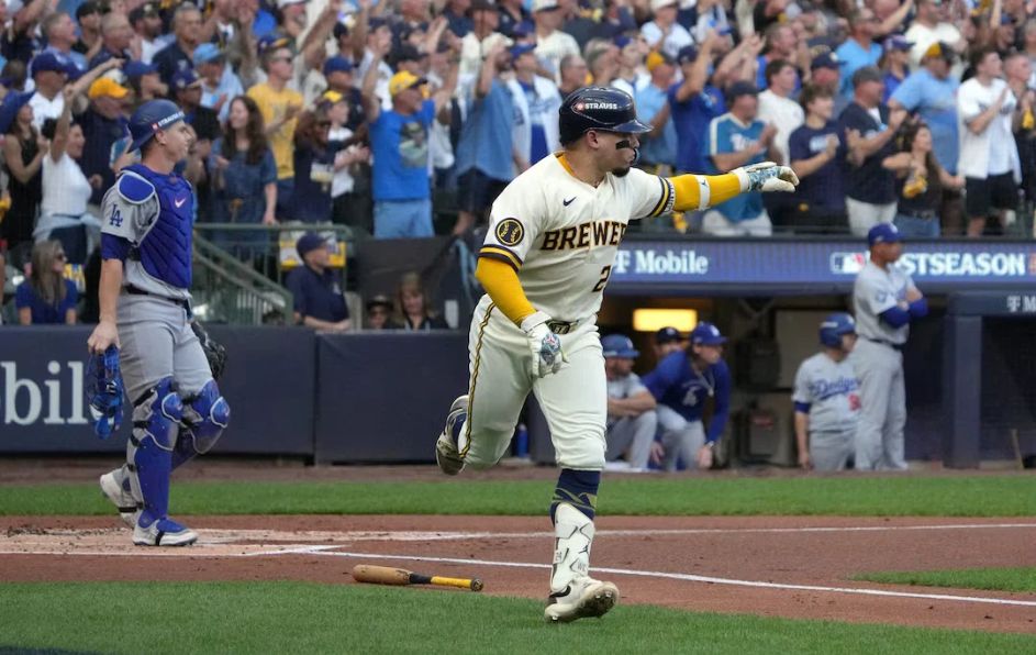 Pese a que los californianos tomaron la delantera en tres ocasiones, los errores defensivos y el bateo oportuno de los locales sentenciaron el juego.