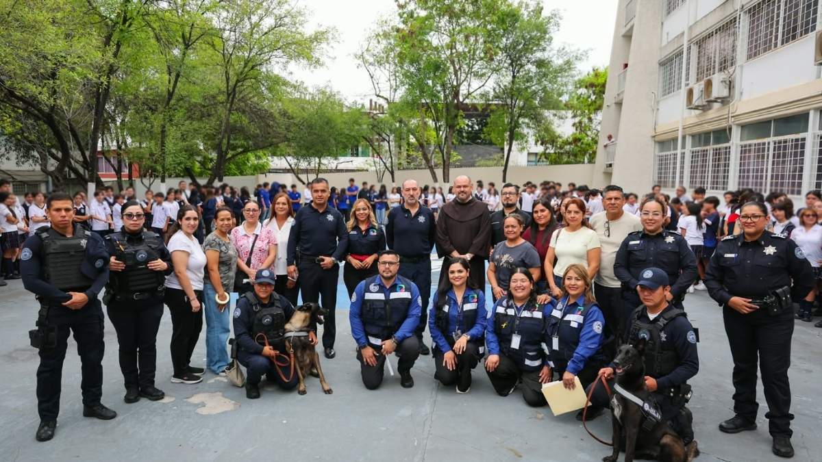 El secretario José Luis David Kuri encabezó el operativo enmarcado en el programa Escuela Segura.