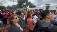 UDG, Morena, Pan y Hagamos exigen liberar a detenidos tras marcha por agua en Guadalajara.