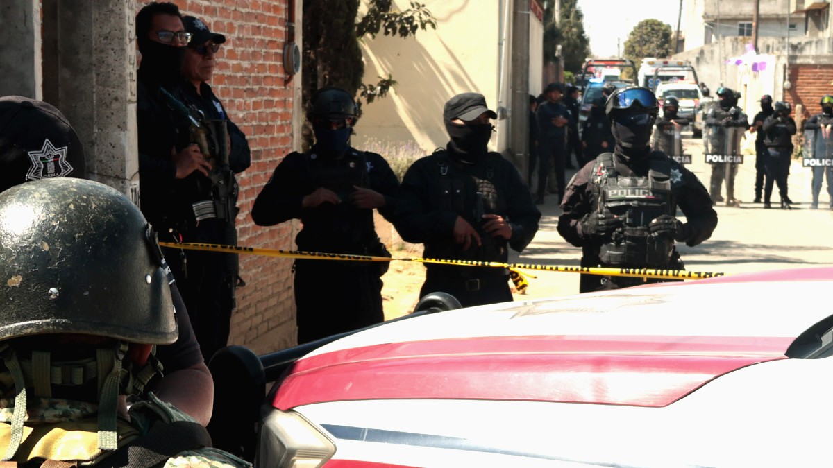 La víctima vestía una chamarra azul, una blusa roja y un pantalón negro, según primeros reportes / Agencia Es Imagen (Ilustrativa)