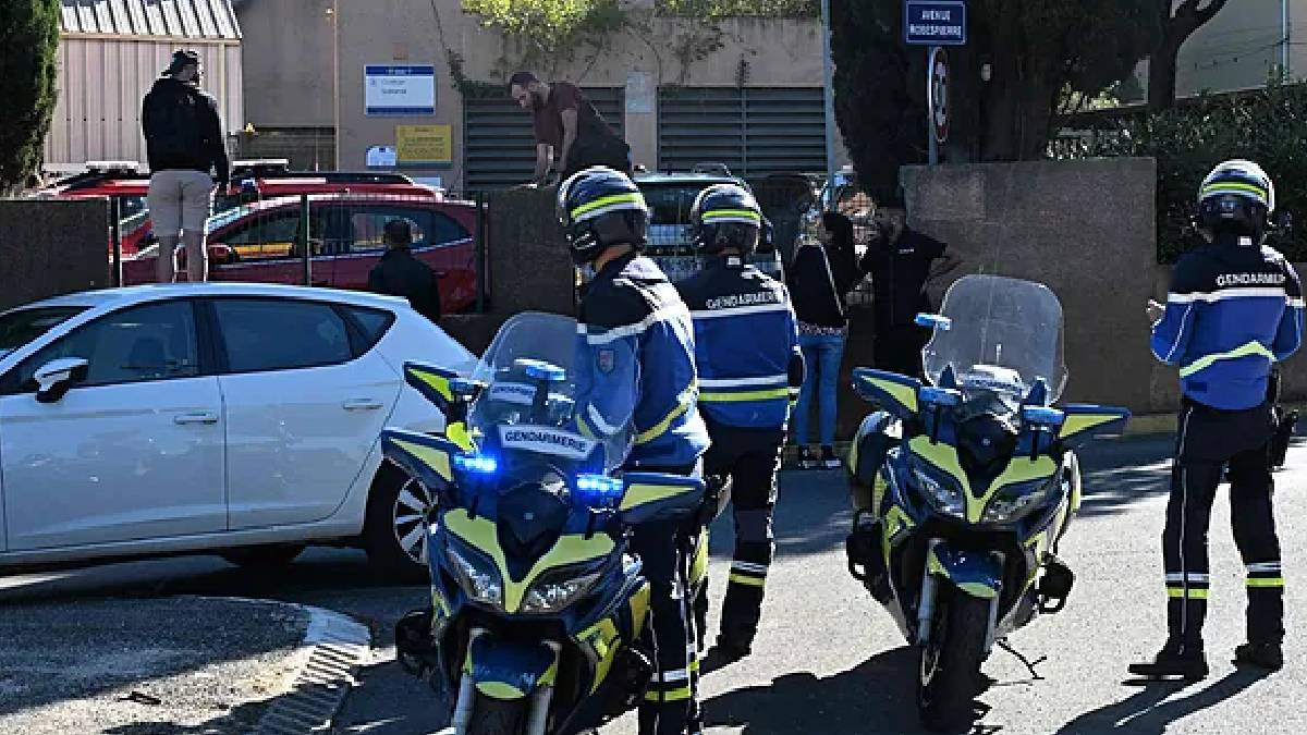 El agresor, quien fue neutralizado y puesto a disposición de las fuerzas del orden poco después del ataque.
