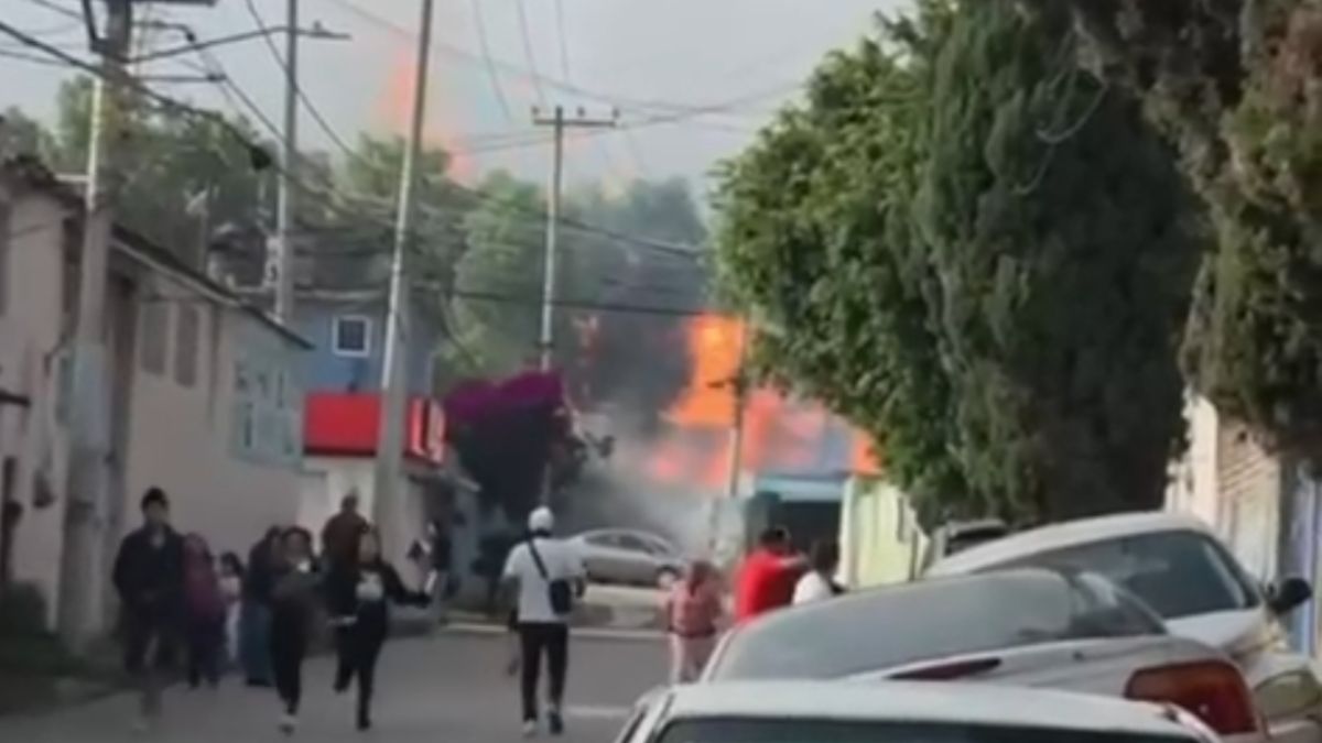 Habitantes de Coacalco reportaron un fuerte estruendo en una gasera de Edomex.