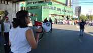 Los manifestantes avanzaron por vialidades del centro de Saltillo durante la mañana de este martes.