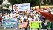 Trabajadores del IMSS se manifestaron sobre el bulevar 5 de Mayo en demanda de mejores salarios e insumos |