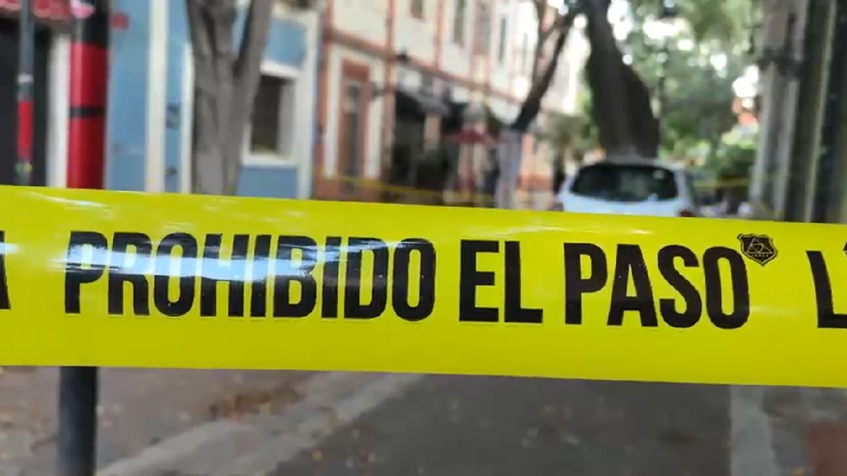 Al lugar acudió personal de la Fiscalía de Jalisco, paramédicos, Protección Civil y Bomberos y elementos del IJCF
