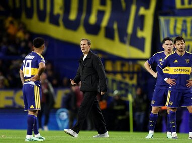 Boca Juniors jugó sin su capitán Leandro Paredes ante Vasco de Gama por temas de lesión / Reuters