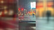 Captan a seis menores en scooters por avenidas del centro de Monterrey