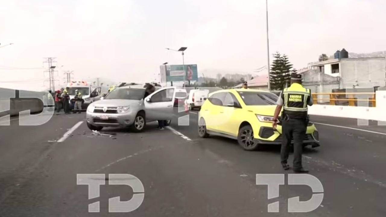 Carambola en la México-Pachuca deja 10 lesionados y afecta la circulación
