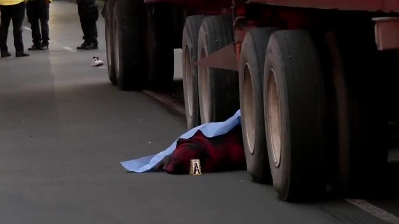 Muere hombre de 35 años tras ser arrollado por un tráiler en la colonia Granada