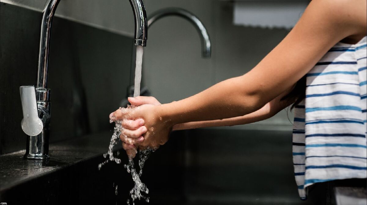 El sistema de agua sufrirá bajas de presión a lo largo de la semana en el AMG. | Foto: Magnific.com