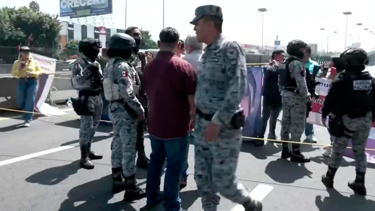 Bloqueo en Periférico Norte por justicia para Sofía Madaí provoca caos vial