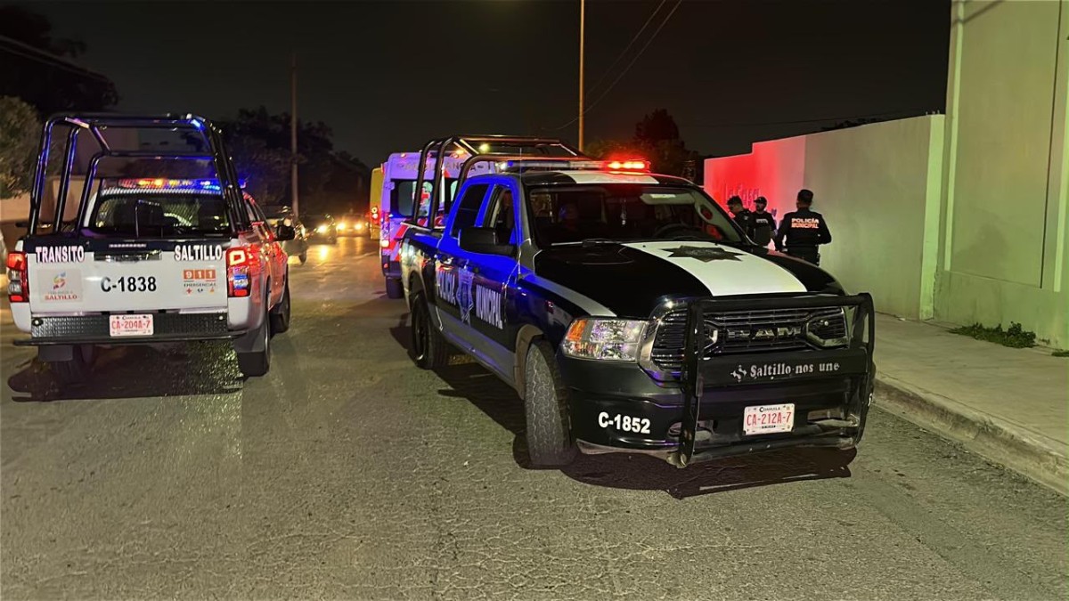 Al encontrarlo caminando por la zona, se acercó para reclamarle, pero la confrontación terminó en golpes.