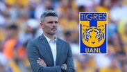 Fernando Ortíz actualmente dirige a Colo-Colo de la Liga de Chile.