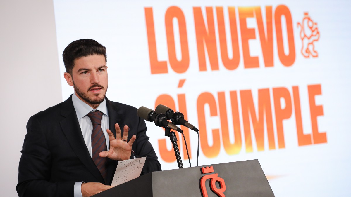 Como parte del impulso cultural, el Mandatario estatal invitó a participar en la presentación de su nuevo libro “Un Nuevo León”