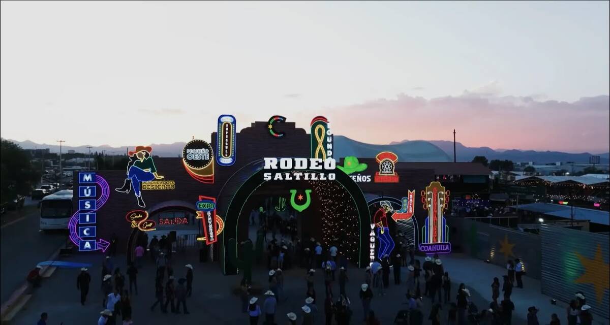 Josefina Rodríguez Zamora destacó la oferta turística de Saltillo durante una transmisión desde la Expo Coahuila. | Rodeo Saltillo Facebook