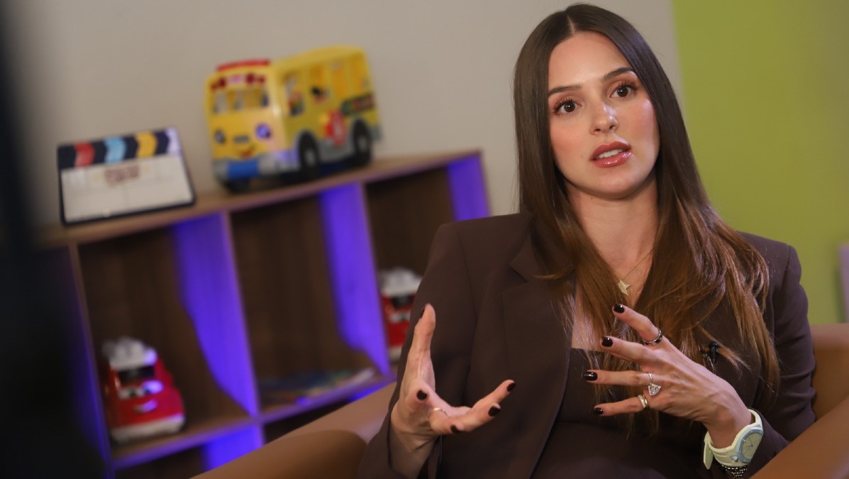 Mariana Rodríguez detalló que la reconstrucción total se dividió en cuatro fases clave.