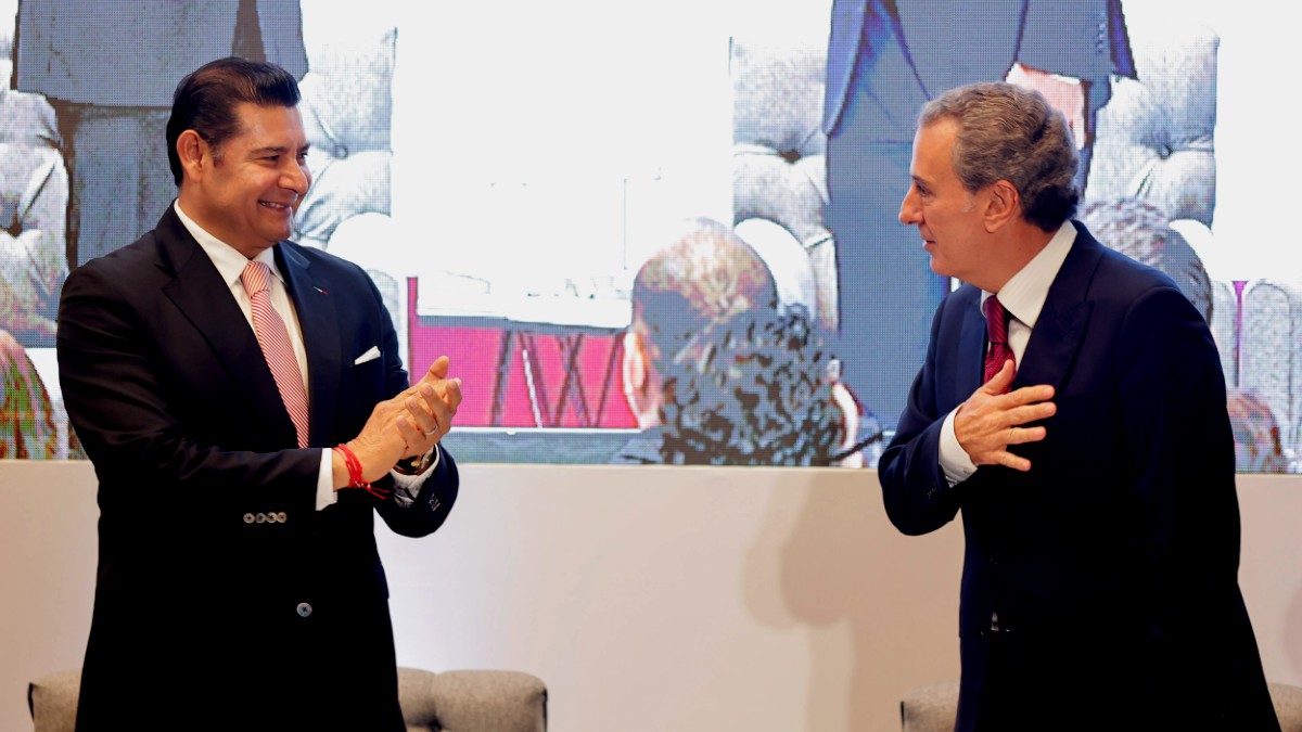 Los dos morenistas se citaron en el Palacio Municipal para hablar de unidad y colaboración entre Ayuntamiento y gobierno estatal / Agencia Es Imagen