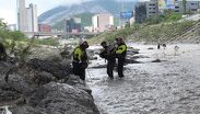 Elementos de Protección Civil Monterrey auxiliaron al hombre.| Cortesía
