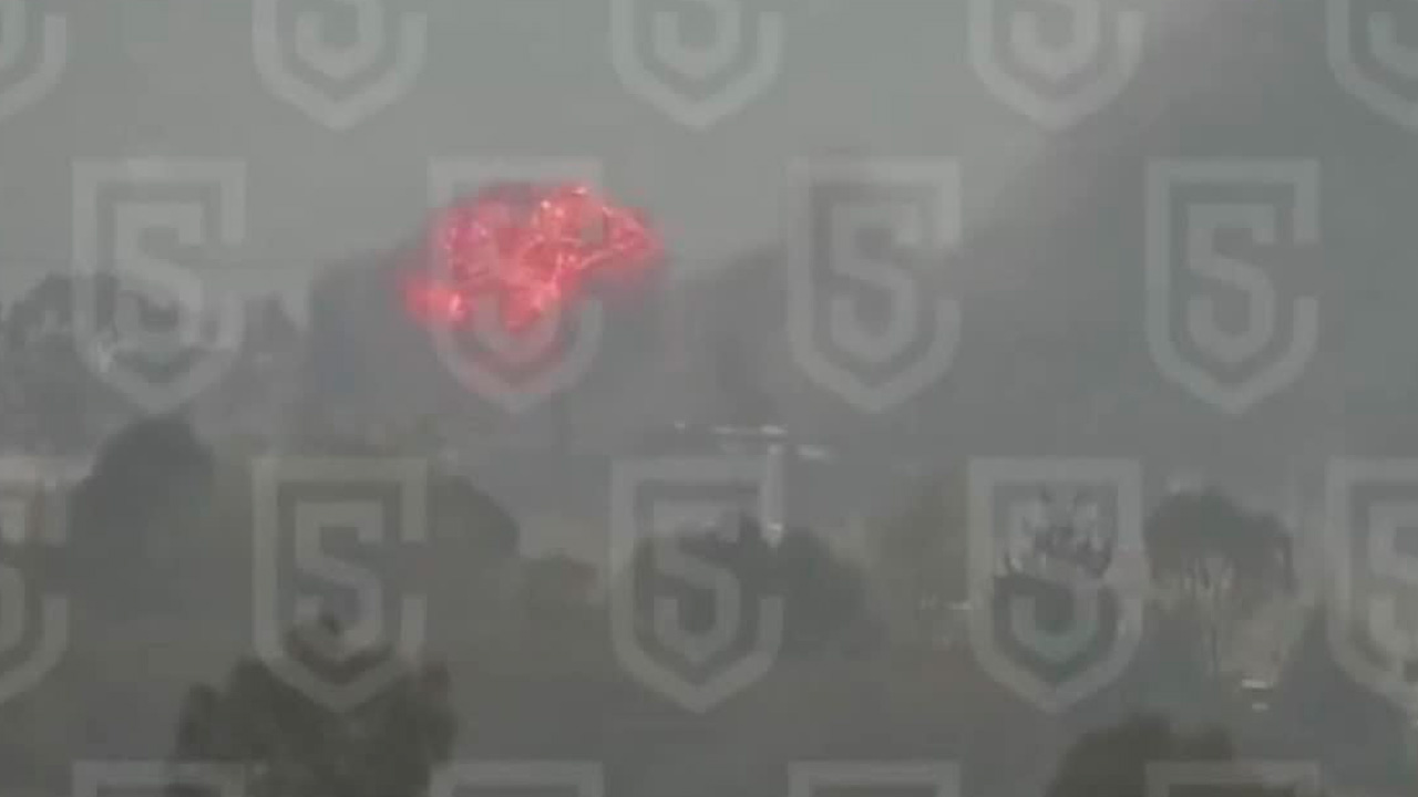 Fuerte incendio en Jocotitlán provoca humo sobre la autopista Toluca-Atlacomulco