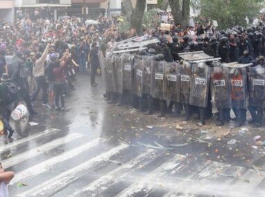 Los protestantes esperaron bastante tiempo para concer cuál sería su estatus