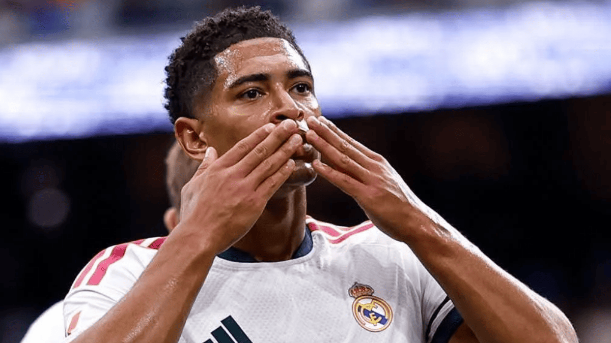 Su contrato original contemplaba su permanencia en el equipo blanco hasta 2029.