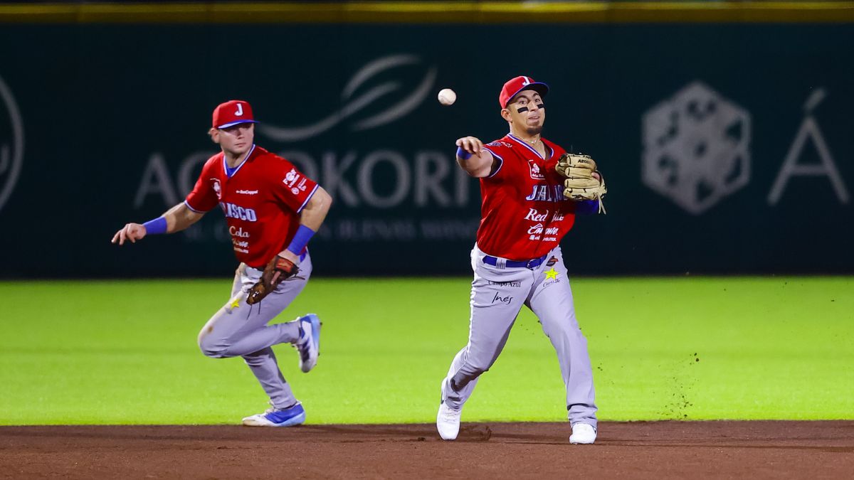 Jaguares de Nayarit se impone a Charros de Jalisco en la LMP 2026-2027.