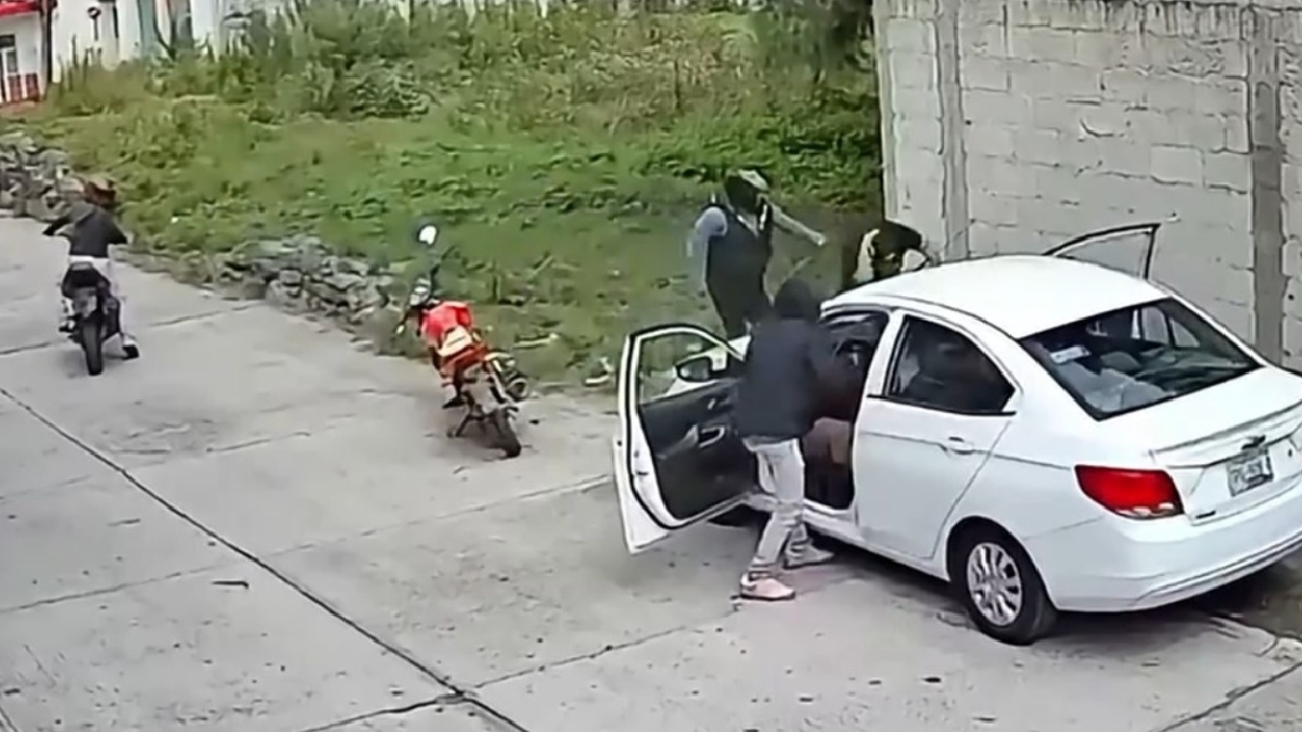 Citan a compradores por redes sociales y les roban 140 mil pesos en San Martín Texmelucan, Puebla
