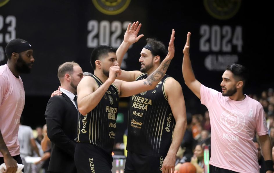 La escuadra comandada por el estratega brasilero José Neto hizo valer la localía y se puso 1-0 al frente en la Semifinal de Zona de la LNBP.
