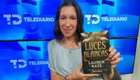 Lauren Kate compartío como fue el proceso de darle vida a 'White Lights'.