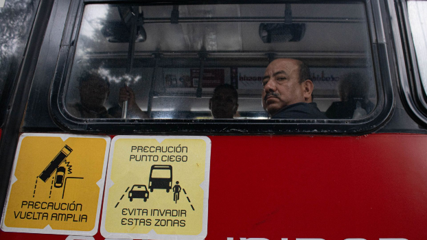 Usa métodos de transporte alternativo y respeta el programa del Hoy No Circula.