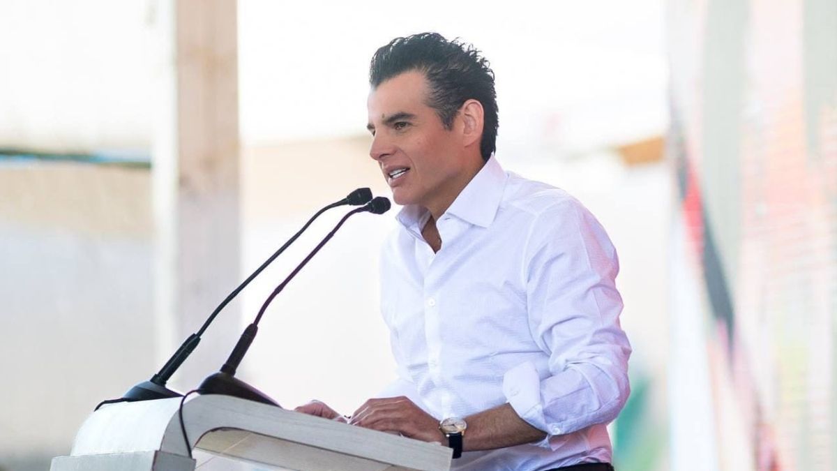 Miguel Flores.