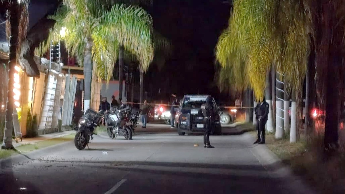 Agentes de la Policía de Zapopan se trasladaron al sitio tras reportes de múltiples detonaciones de arma de fuego