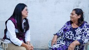 Elizabeth Galicia Ruiz dialoga con militantes y simpatizantes del movimiento.