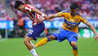 Juan Brunetta fue el encargado de marcar el único gol de Tigres en el partido ante Chivas.