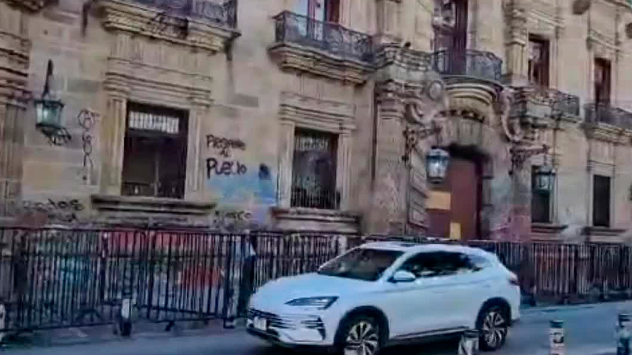Así luce el Palacio de Gobierno de Guadalajara tras destrozos en protesta