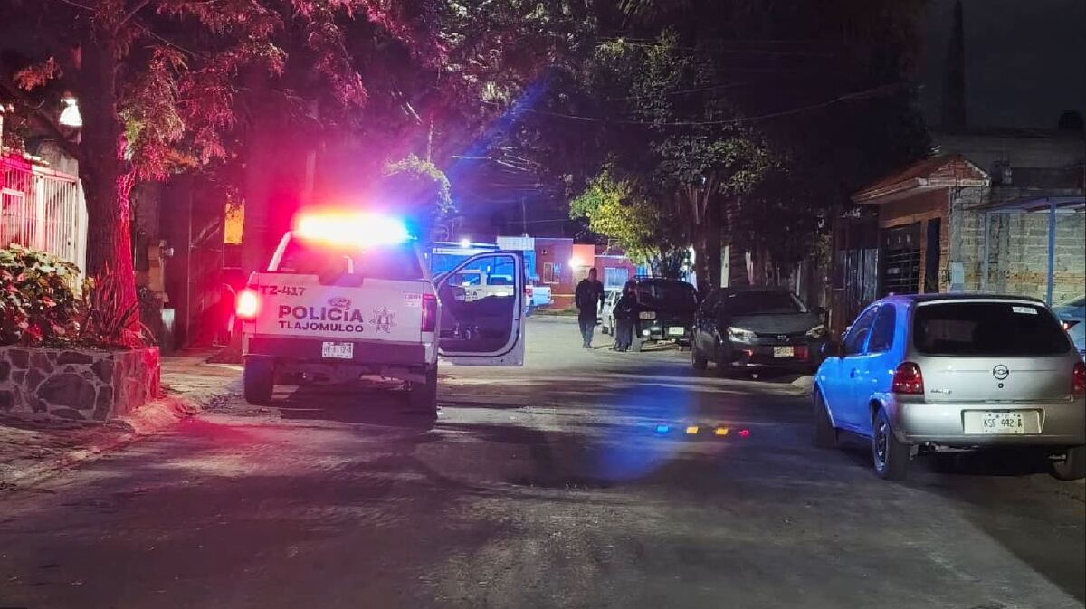 La mujer grave fue trasladada a una clínica de la Cruz Verde.