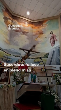 Sacerdote muere aplastado por crucifijo en plena misa