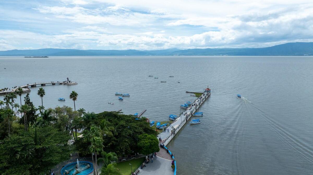Cada tercer domingo de octubre se celebrará el Día del Lago de Chapala.