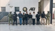 Entre los arrestados se encontraría Roger ‘N’, de 30 años, identificado como presunto líder criminal.