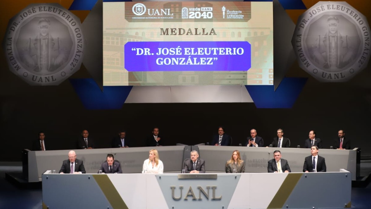 Esta es la décimo tercera ocasión en que se entrega el presente reconocimiento