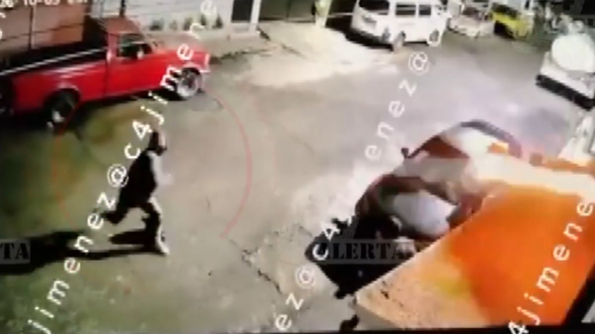 Un grupo de narcomenudistas atacó la casa de otra vendedora de droga en la GAM.