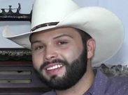 Leonardo Aguilar vive momento incómodo; su show estaba vacío