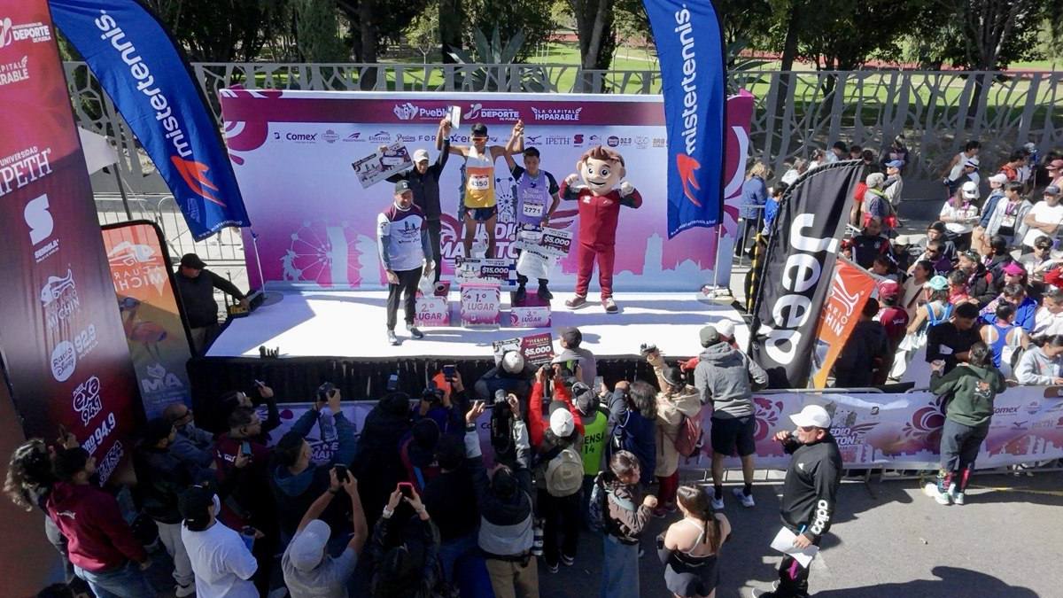 Marco Antonio Martínez, ganador del Medio Maratón Puebla 21K | Ayuntamiento de Puebla